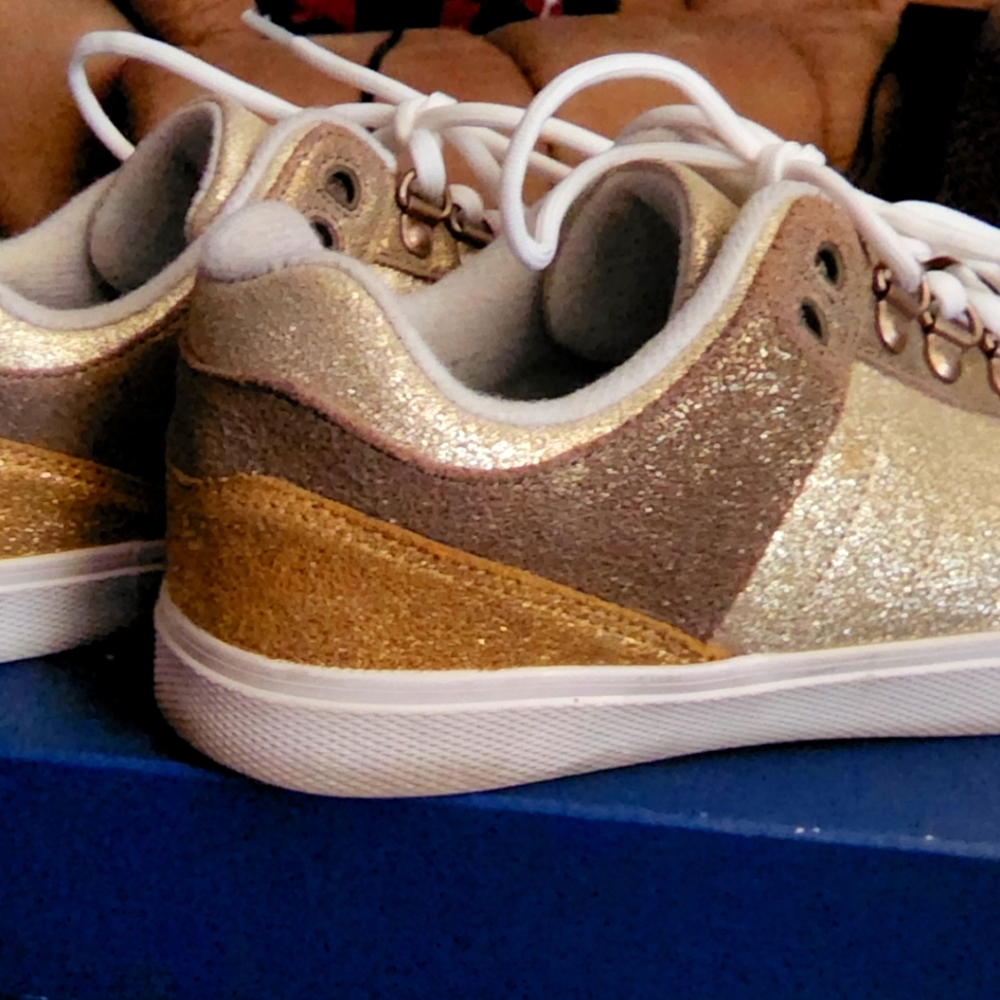 K-Swiss sneakers in champagne gold